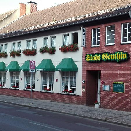 Hotel & Restaurant Stadt Genthin エクステリア 写真